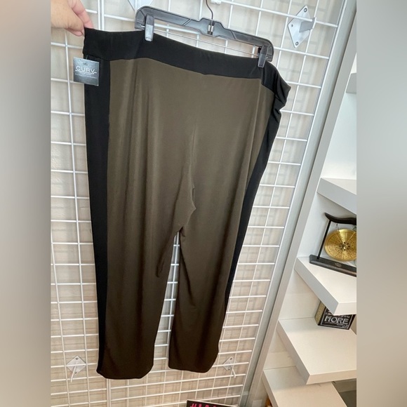 Women’s American Glamour Pull On Pants Green and Black Size 2X - Picture 3 of 5